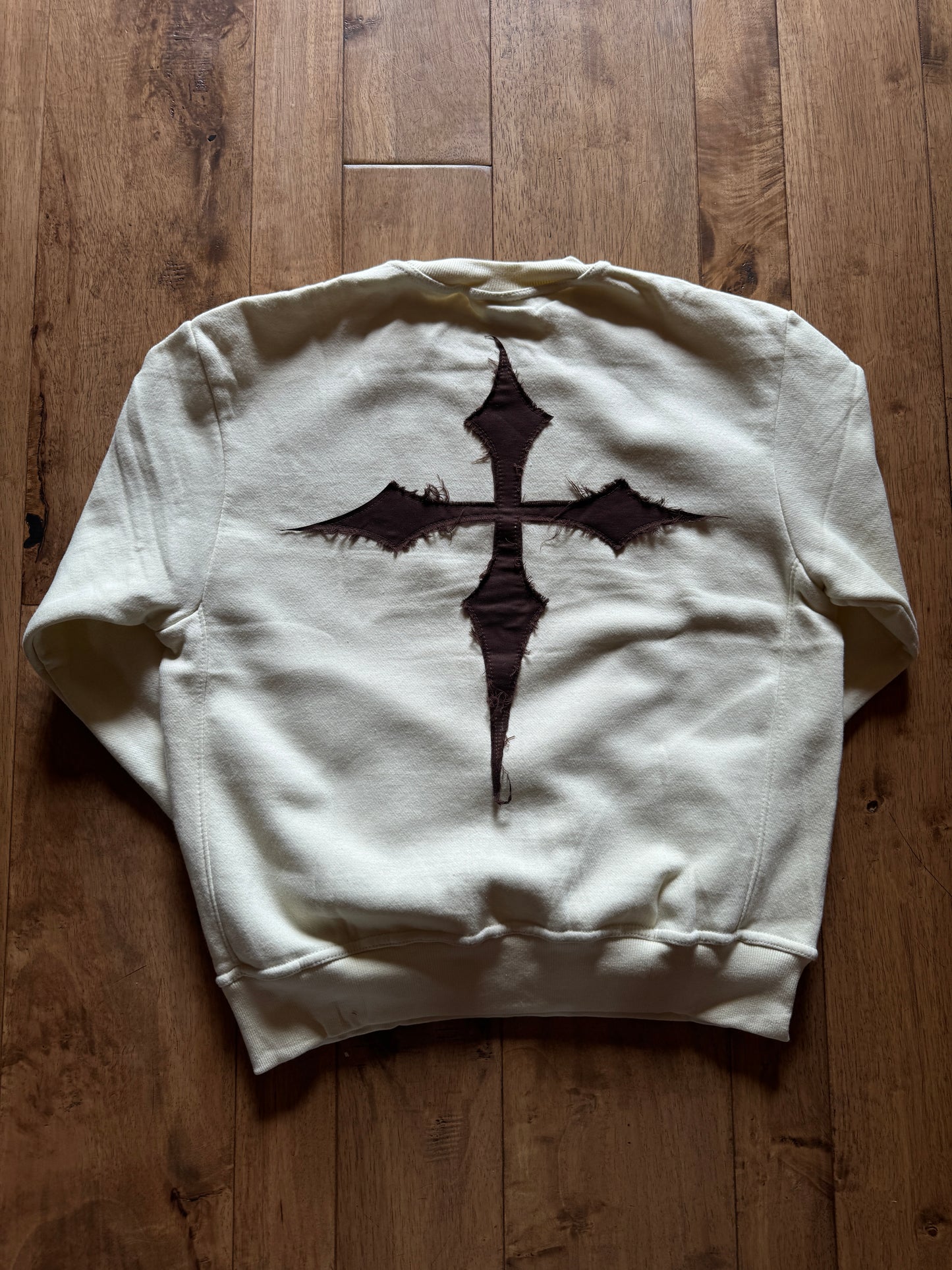 Amen crewneck (cream)